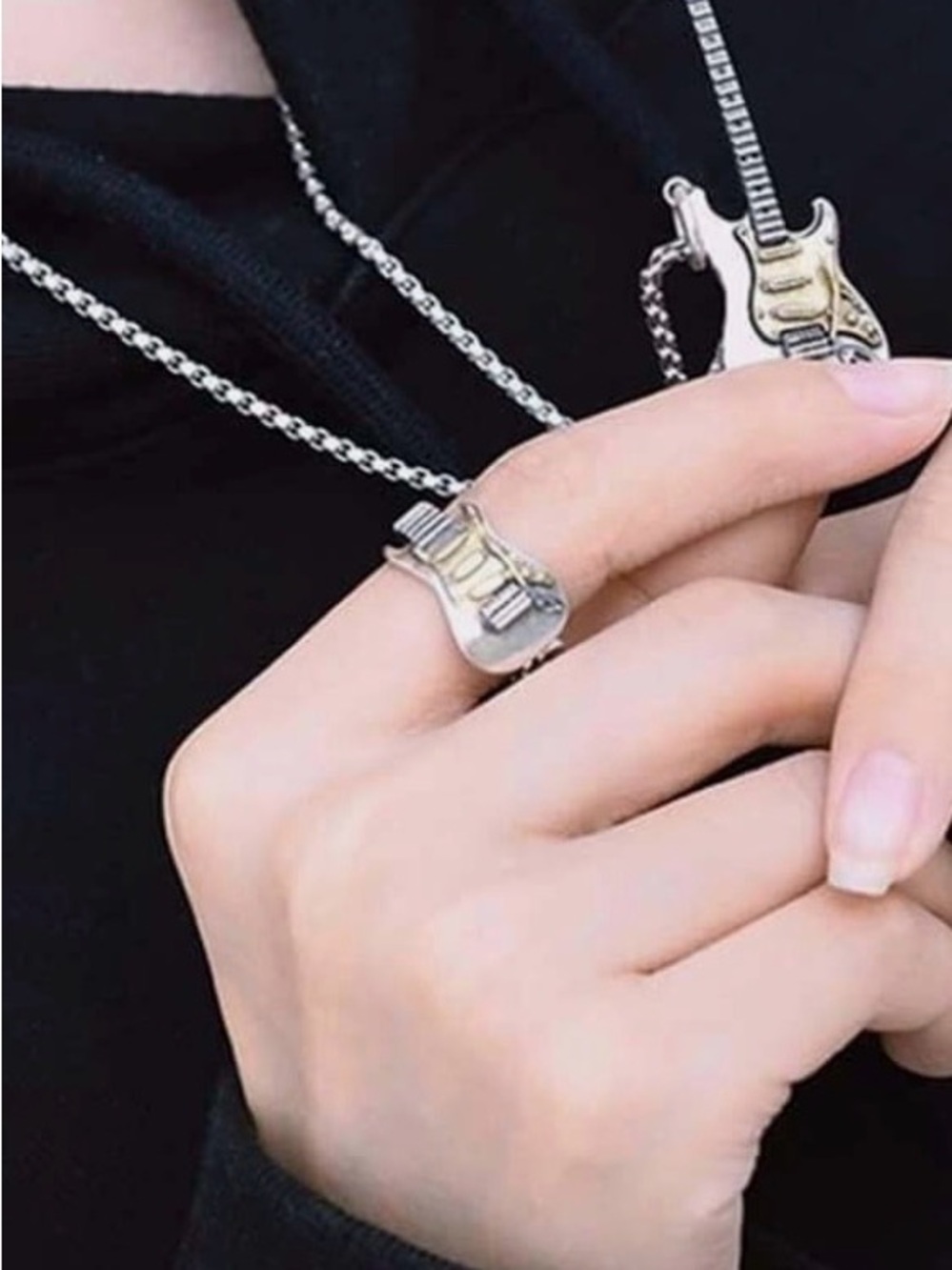 Guitar-Shaped Two-Tone Metal Ring Music Jewelry
